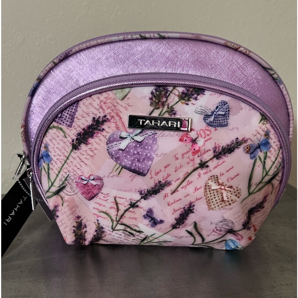 💜💜2Piece Tahari Sweethearts Dome Cosmetic Bag Set in Metallic Lilac. NWT.💜💜